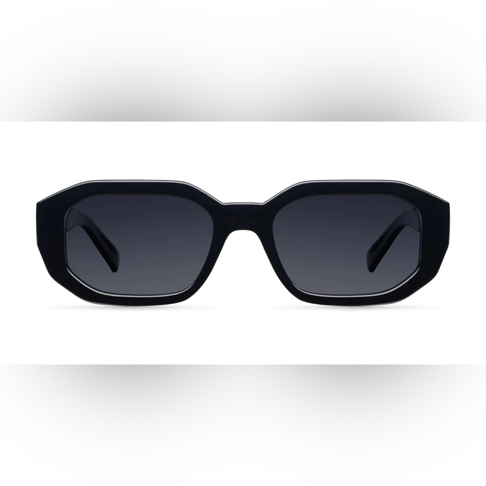 Meller “Kessie” black sunglasses unisex